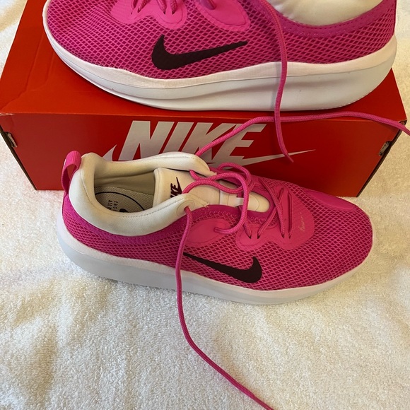 Nike  Acmi shoes - Picture 4 of 8